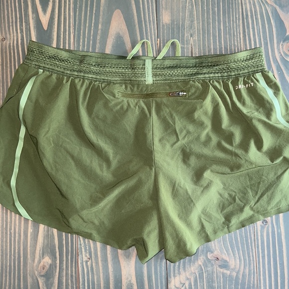 Nike Dri-Fit Green Running Shorts Seemless drawstring Medium - Picture 4 of 8